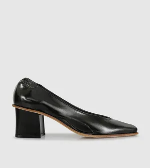 Corina Courtshoes by Beau Coops