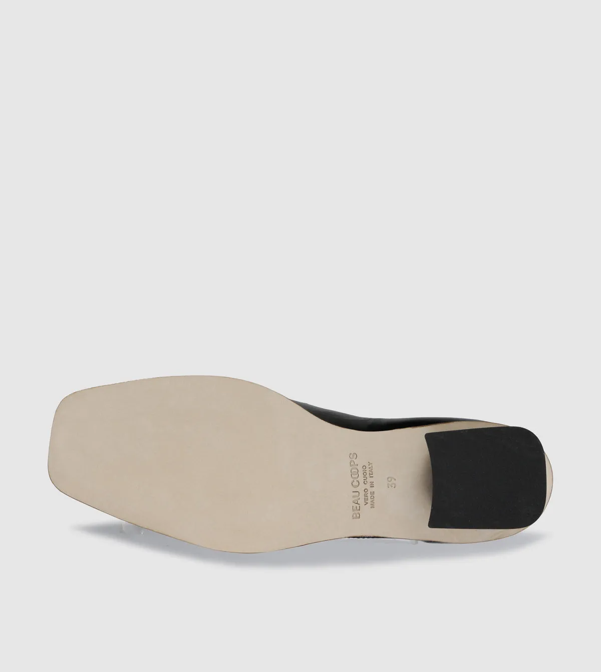 Corina Courtshoes by Beau Coops