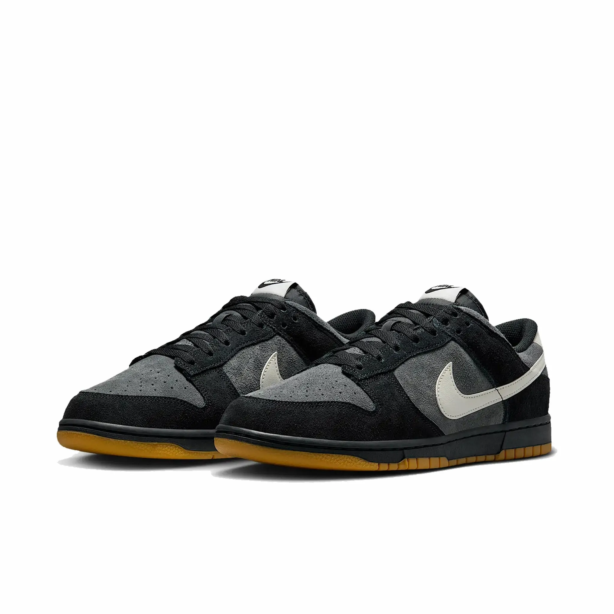 Nike Dunk Low Retro SE (Black/Pale Ivory-Anthracite)